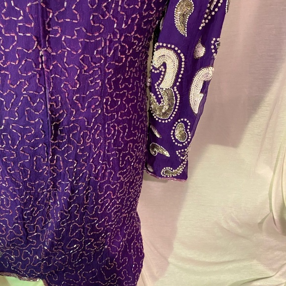 Vintage Long Sleeved Dress w/Beaded Sequin Detail - Picture 11 of 12